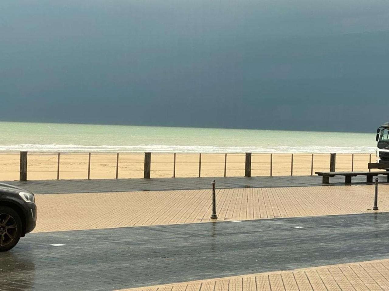 Spacious Apartment With Sea View أوستيند المظهر الخارجي الصورة